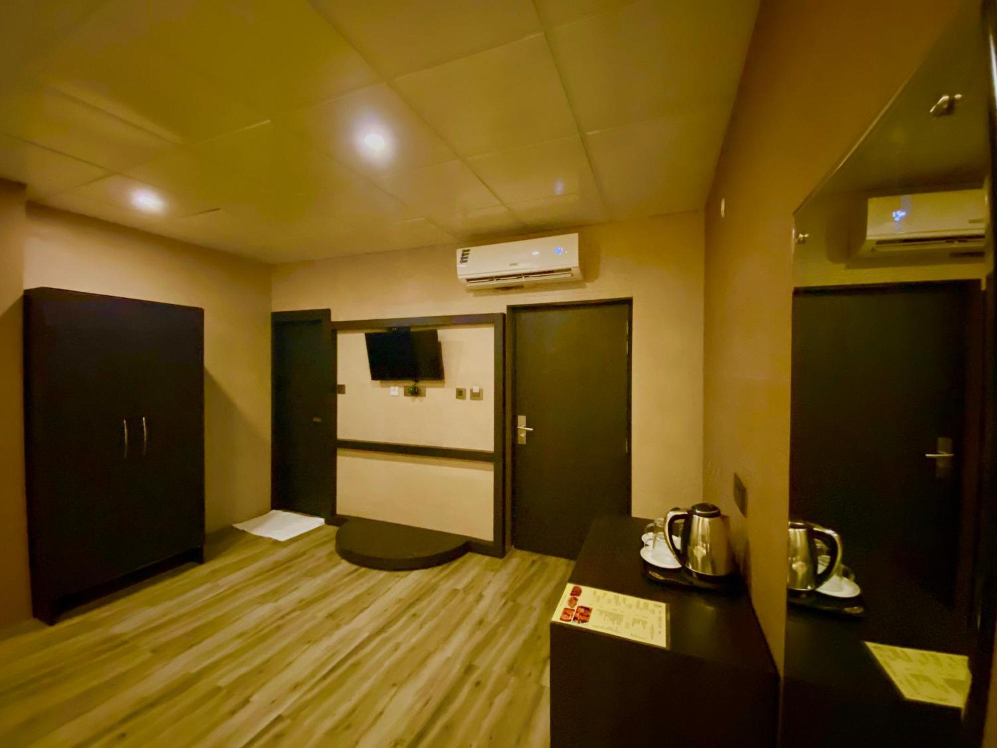Ace Prime Hotel Greater Noida Kültér fotó