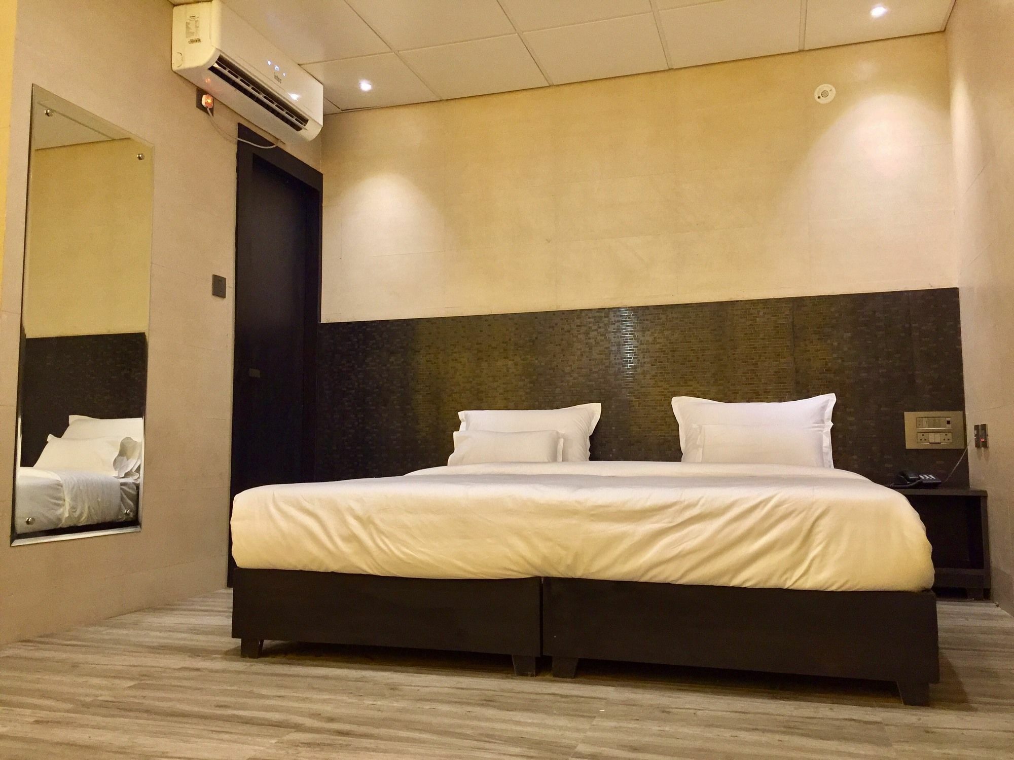 Ace Prime Hotel Greater Noida Kültér fotó